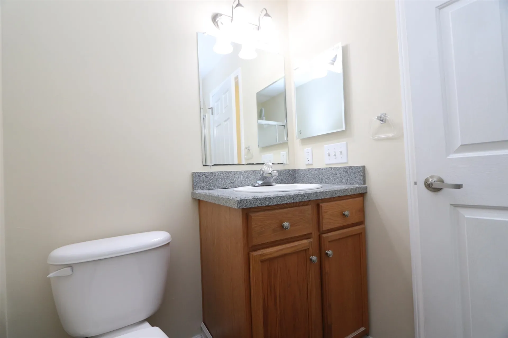 8 Chalk Pond Drive New Durham NH 03855