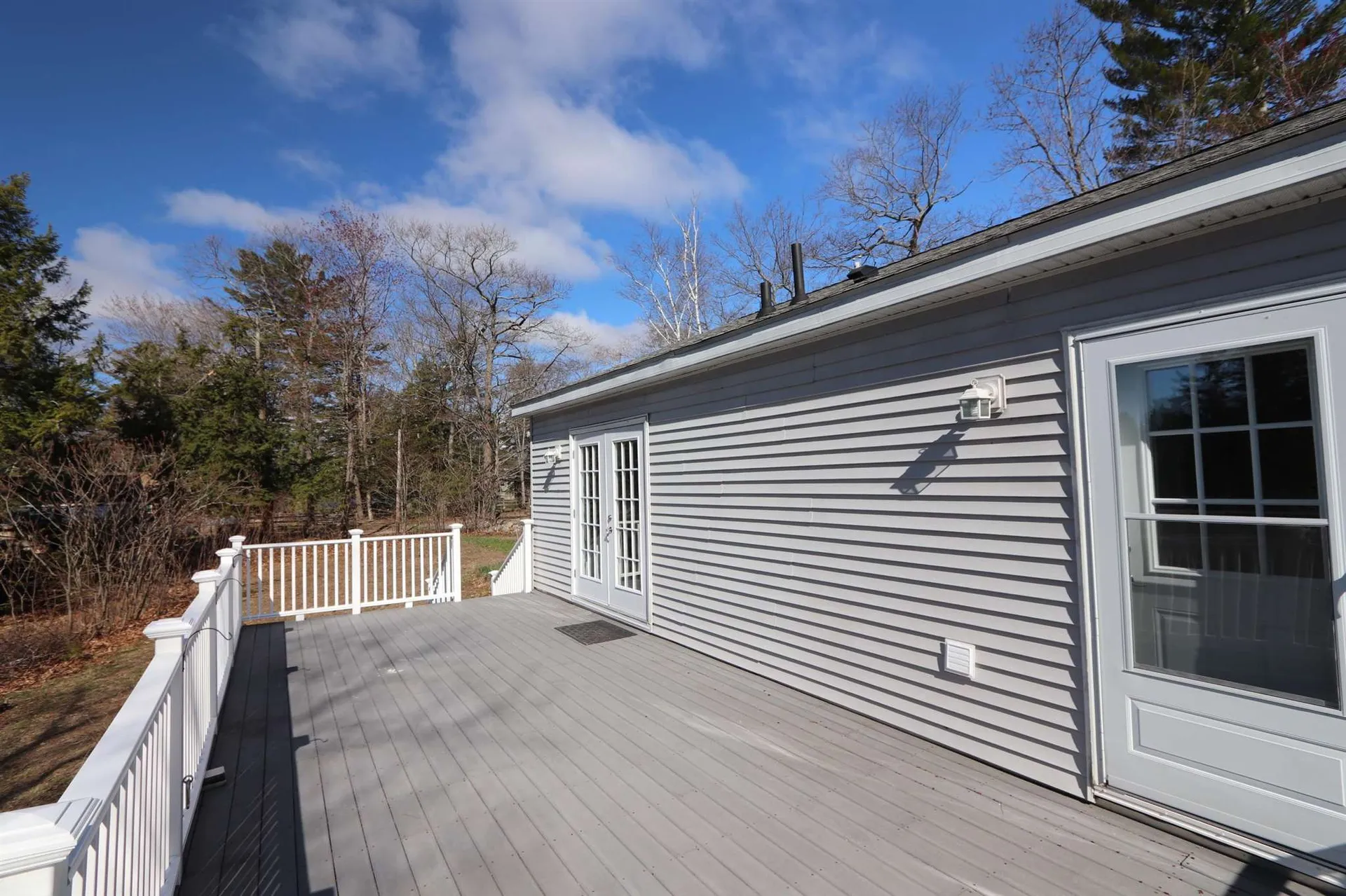 8 Chalk Pond Drive New Durham NH 03855