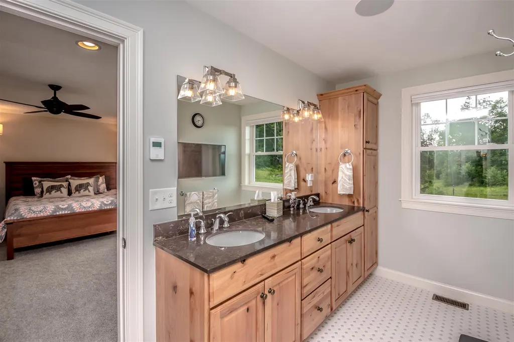 51 East Field Road Jackson NH 03846
