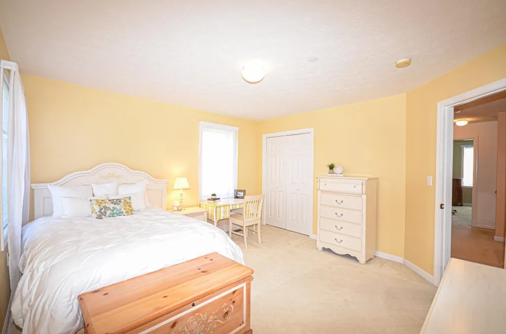 2 Alder Court Derry NH 03038