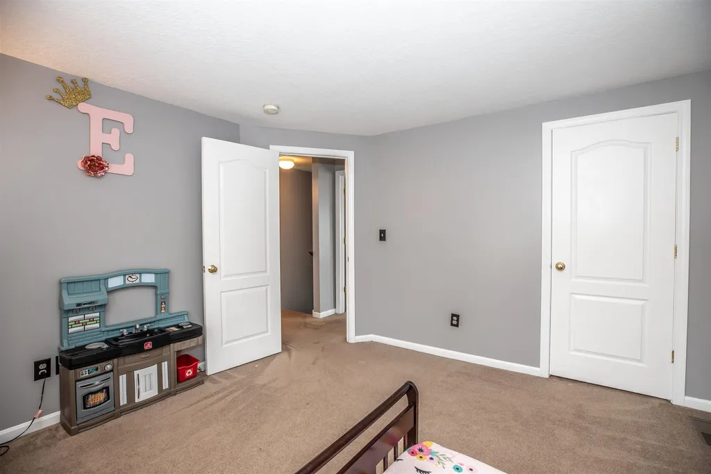 7 North Intervale Street Nashua NH 03064