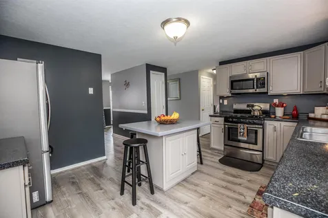 7 North Intervale Street Nashua NH 03064