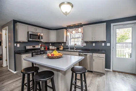 7 North Intervale Street Nashua NH 03064