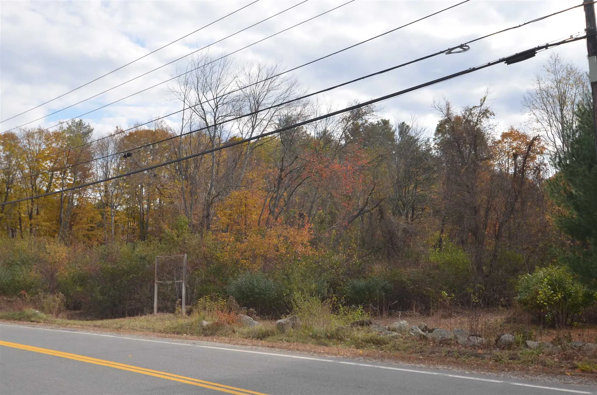 5 Whitehall Road Hooksett NH 03106