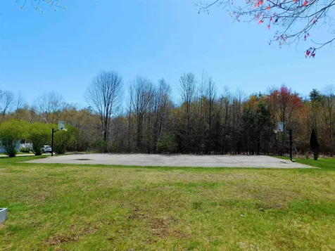 7 Apricot Way North Hampton NH 03862