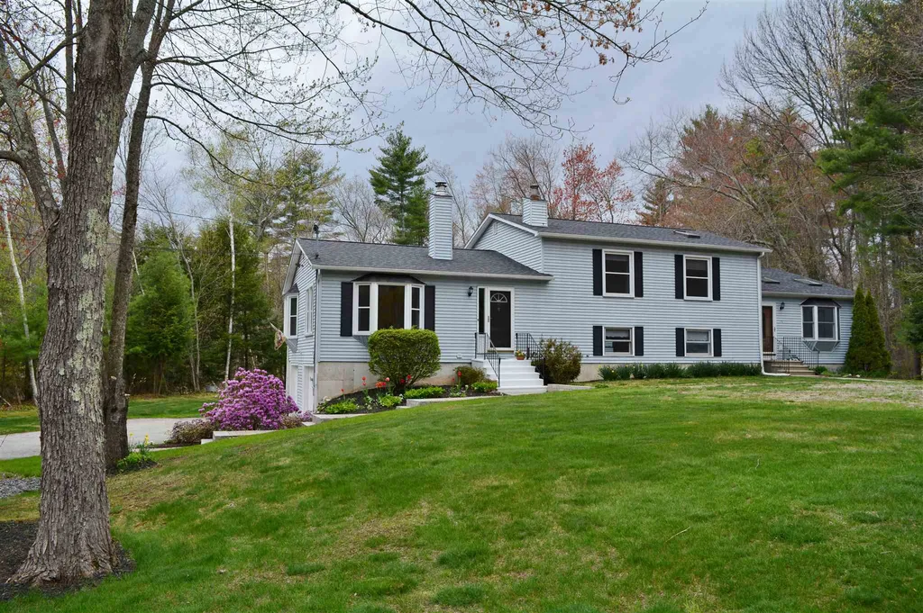 92 Drew Road Derry NH 03038