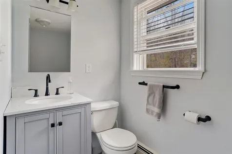 25 Heritage Hill Road Windham NH 03087