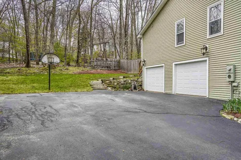 25 Heritage Hill Road Windham NH 03087