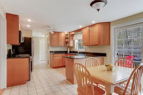 25 Heritage Hill Road Windham NH 03087