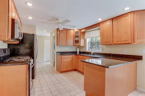 25 Heritage Hill Road Windham NH 03087