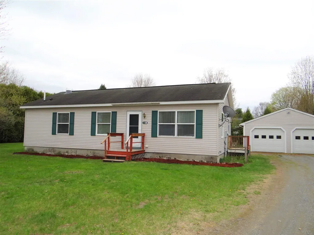 550 Plateau Acres North Circle Bradford VT 05033