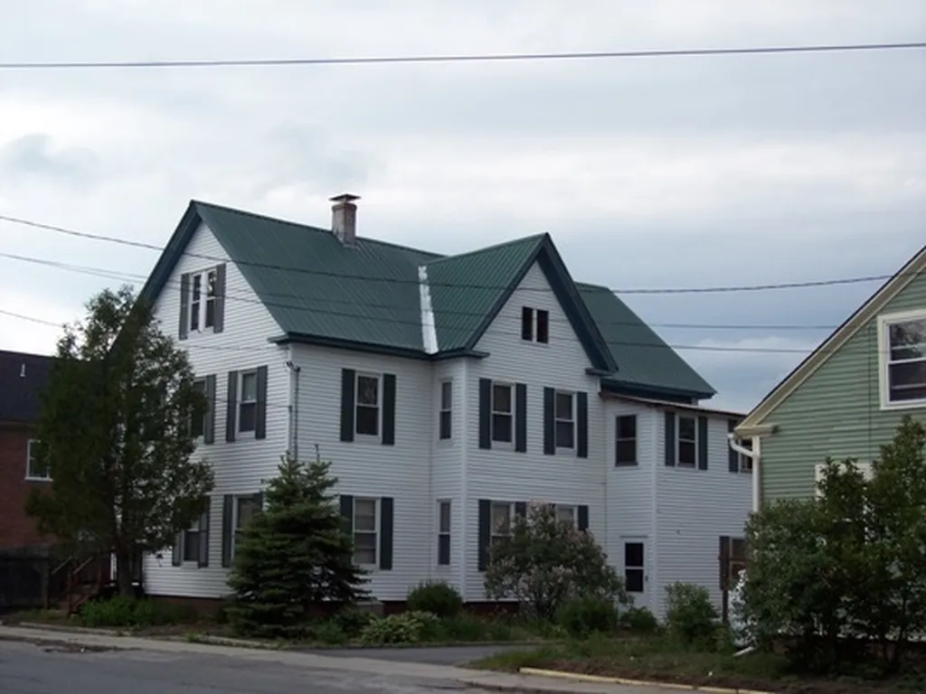 25 West Terrace Street Claremont NH 03743