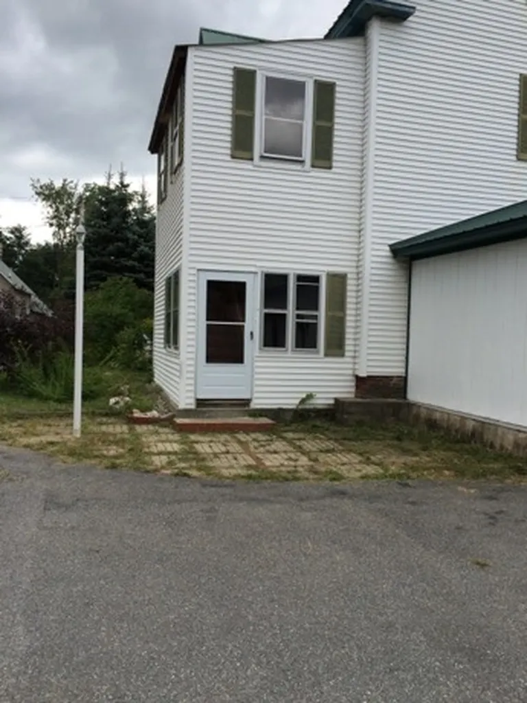 25 West Terrace Street Claremont NH 03743