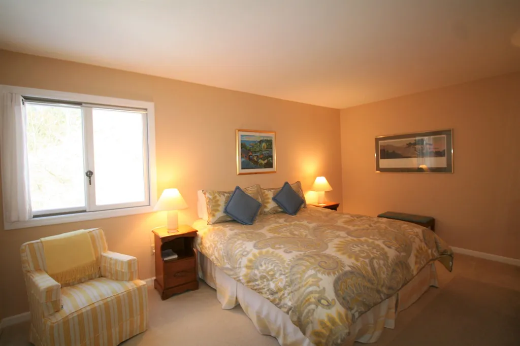 54 Bayley Way Hartford VT 05059