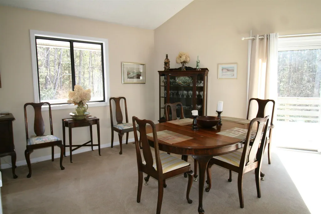 54 Bayley Way Hartford VT 05059