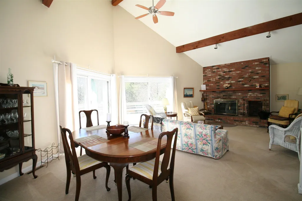 54 Bayley Way Hartford VT 05059