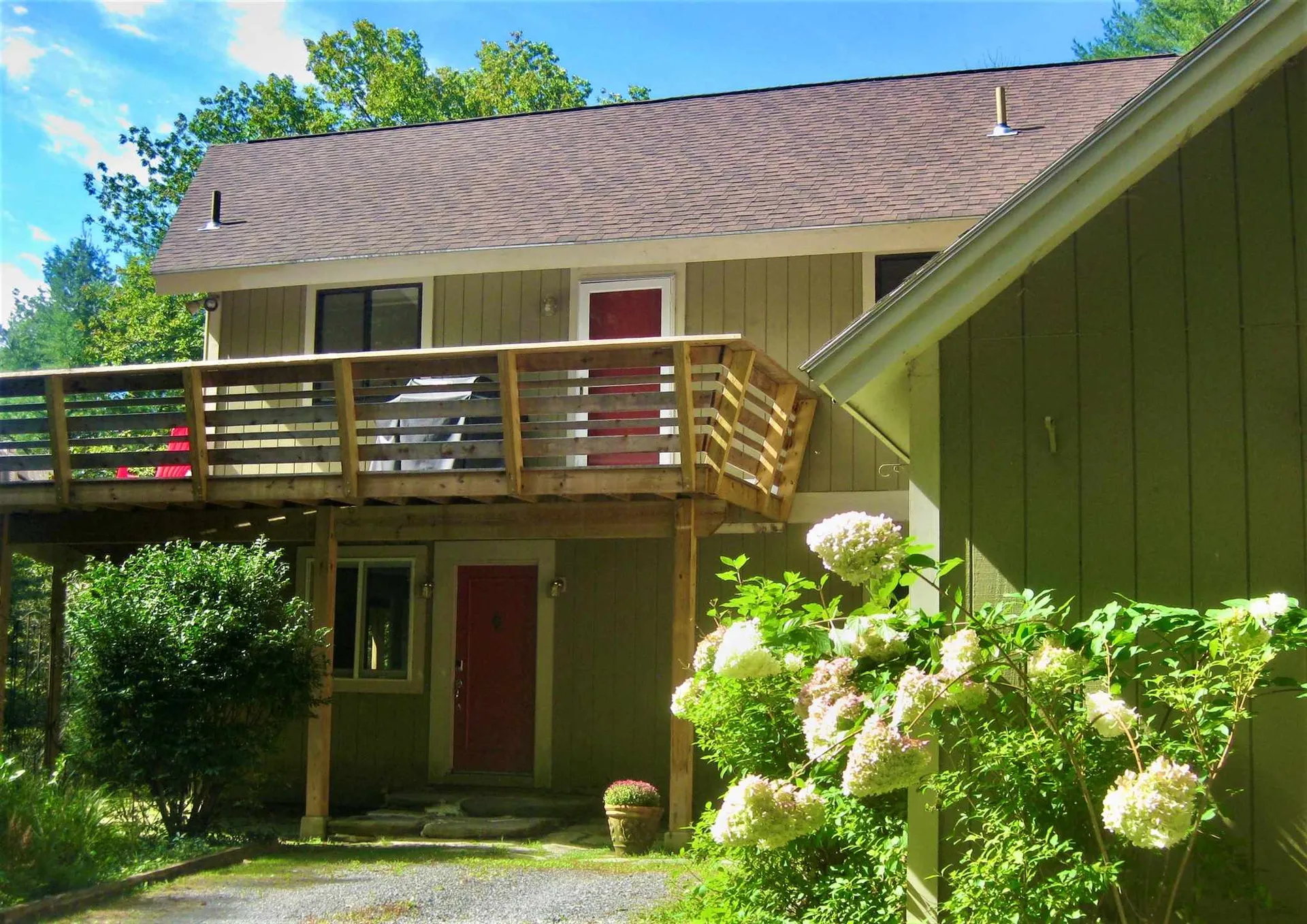 54 Bayley Way Hartford VT 05059