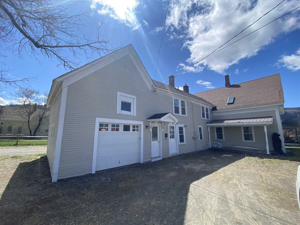 38 Pleasant Street Colebrook NH 03576