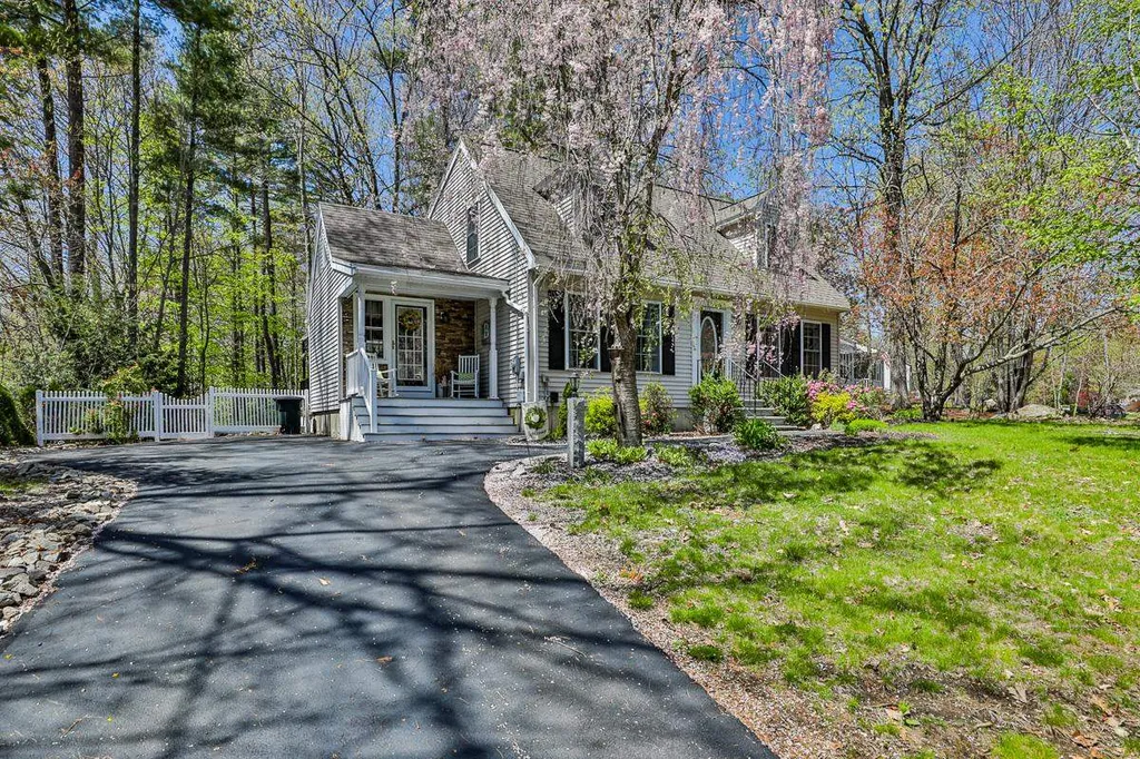 85 Wellesley Drive Milford NH 03055