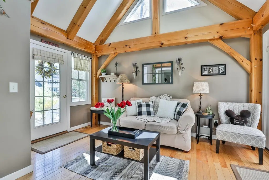 85 Wellesley Drive Milford NH 03055