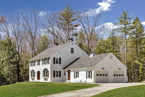 4 Greenbriar Lane Amherst NH 03031