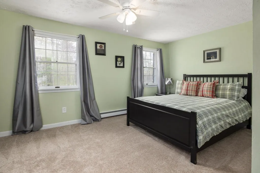 3 Hartman Place Exeter NH 03833