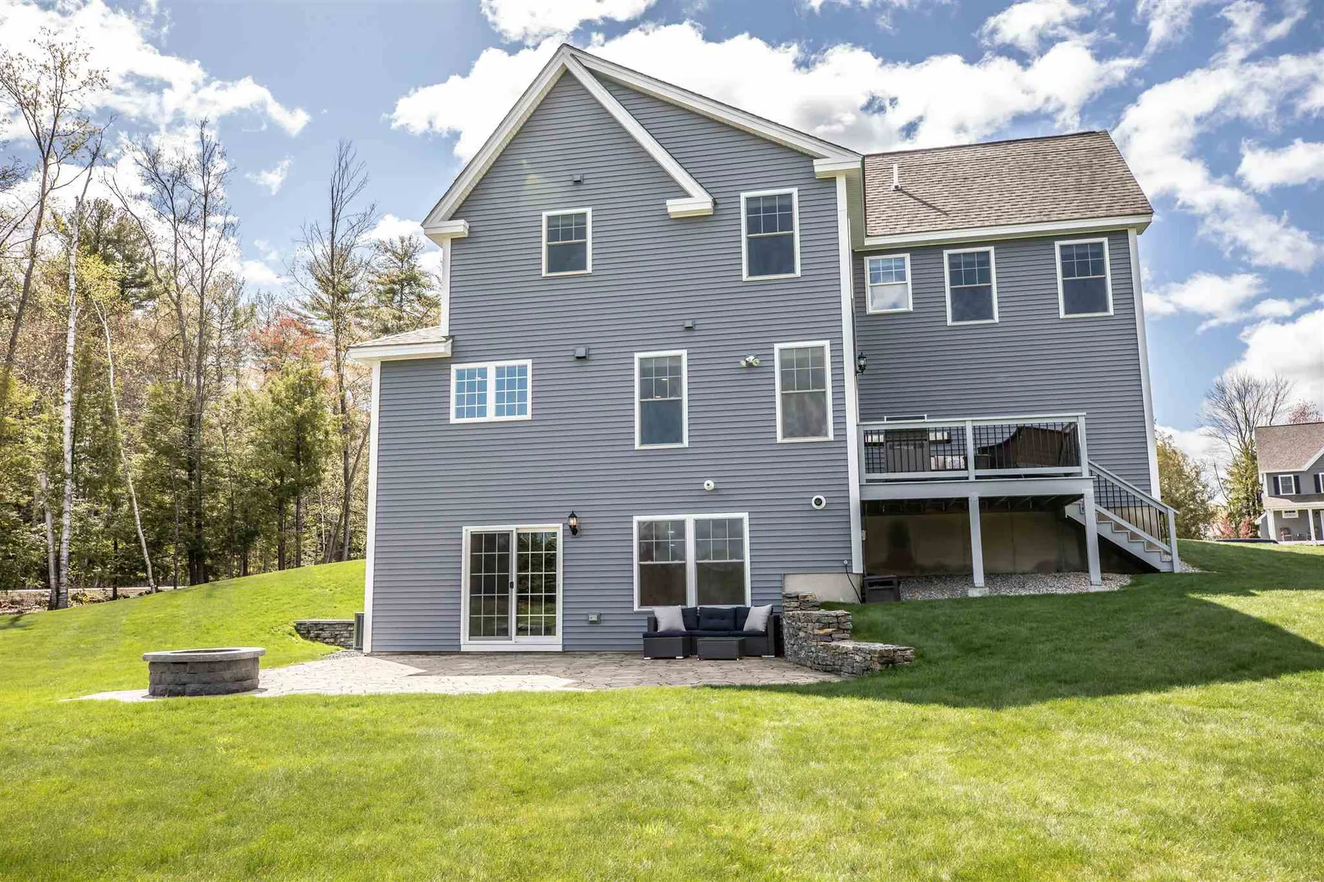 1 Windy Hollow Circle Merrimack NH 03054