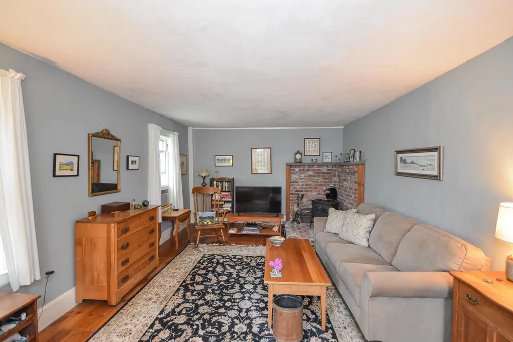 159 6th Street Dover NH 03820