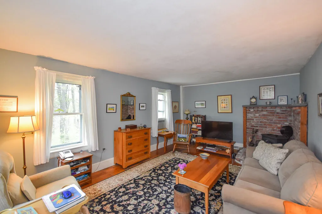159 6th Street Dover NH 03820