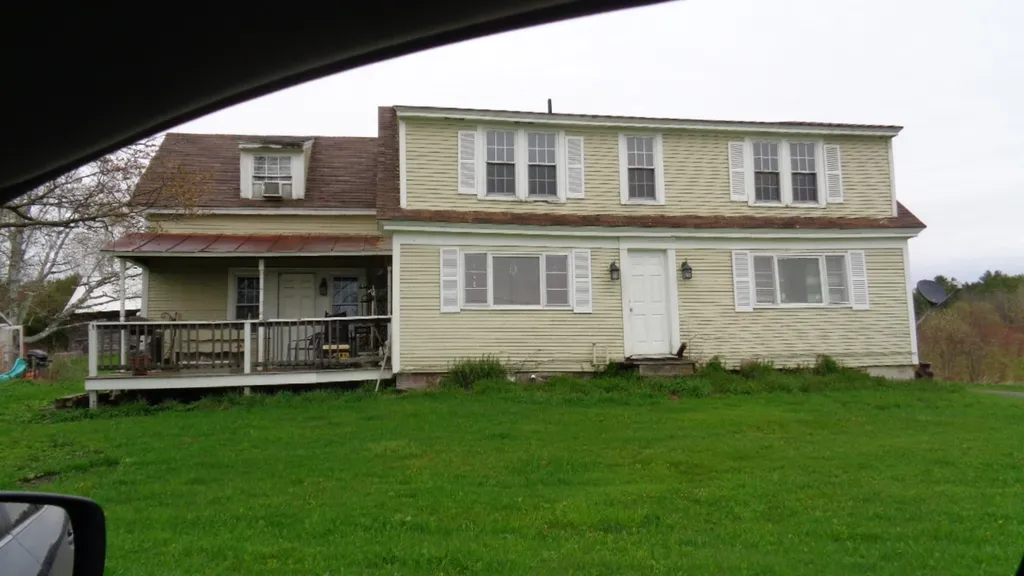 1044 Crossover Road Brookfield VT 05036