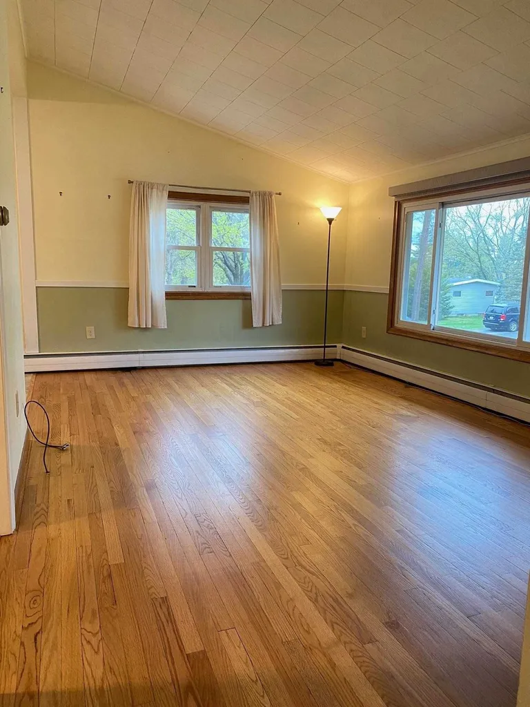 16 Woodside Avenue Keene NH 03431