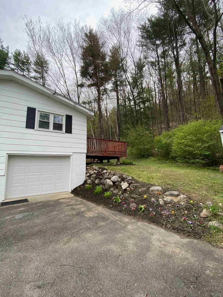 16 Woodside Avenue Keene NH 03431