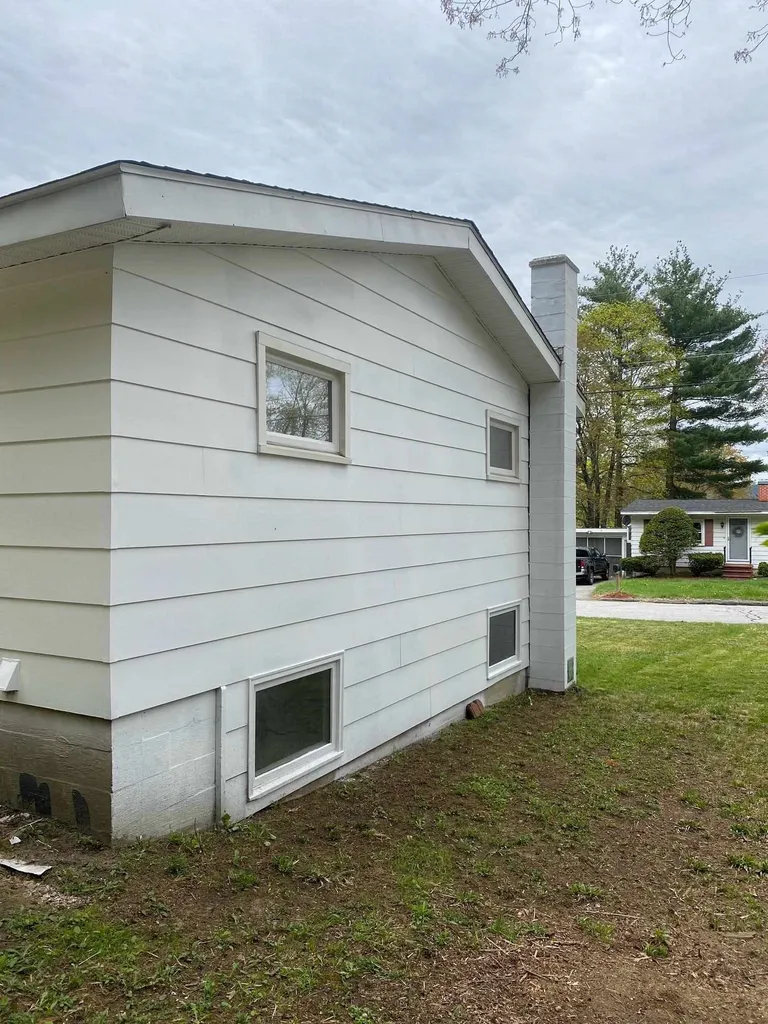 16 Woodside Avenue Keene NH 03431
