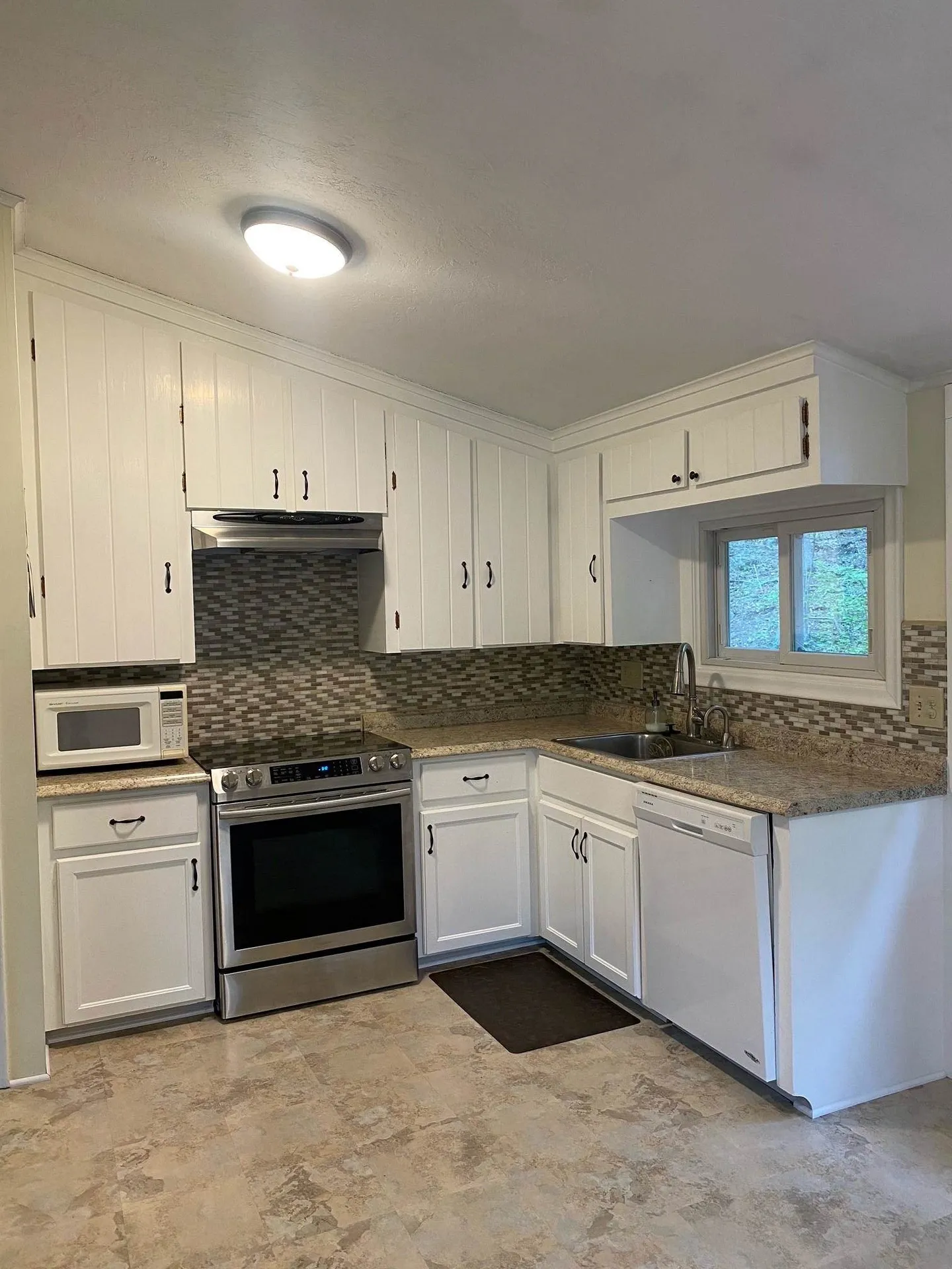 16 Woodside Avenue Keene NH 03431