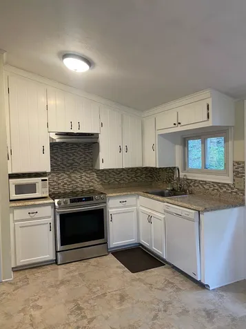 16 Woodside Avenue Keene NH 03431