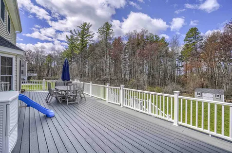15 Beacon Hill Road Pelham NH 03076