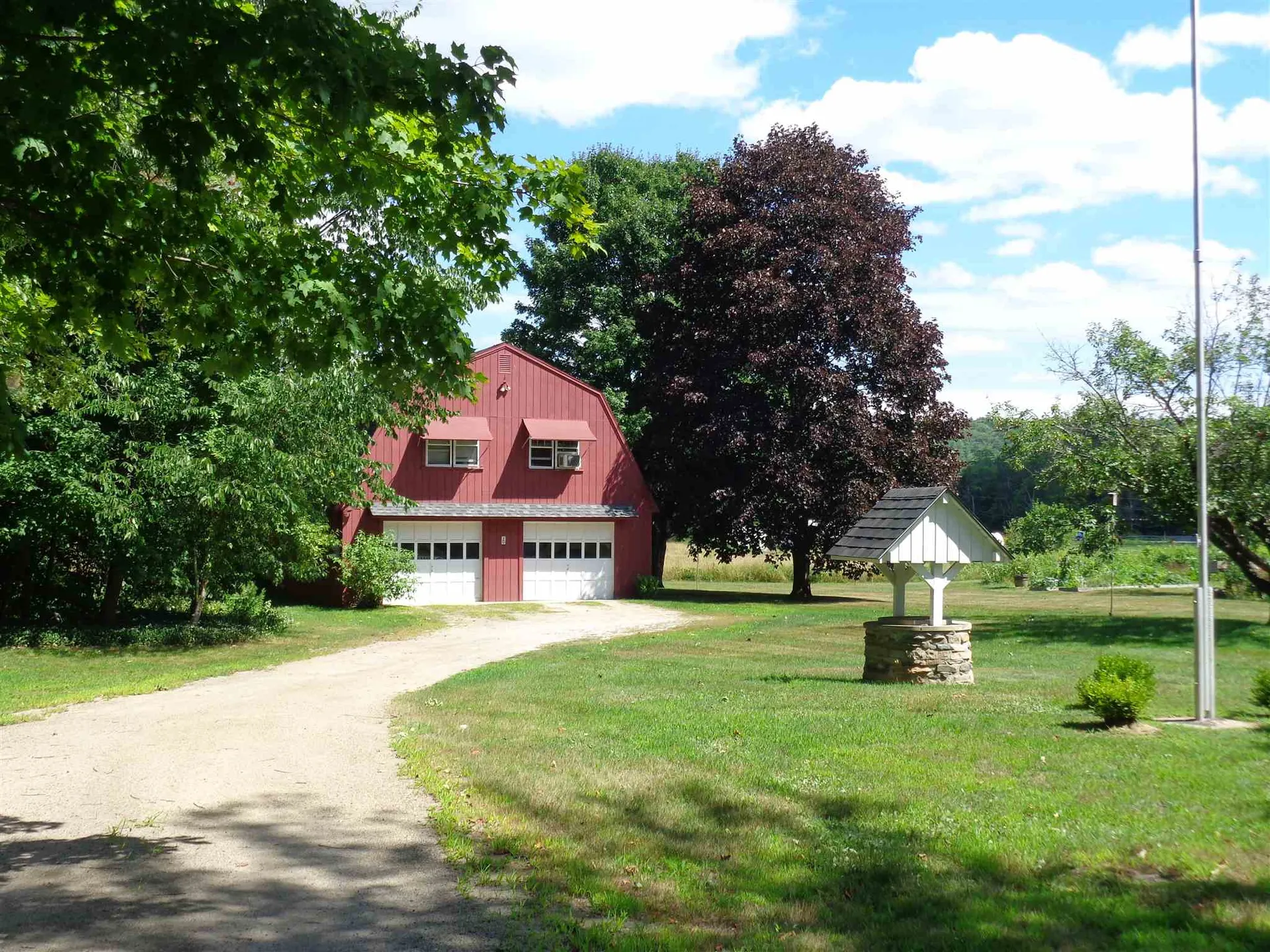 20 North Road Alexandria NH 03222