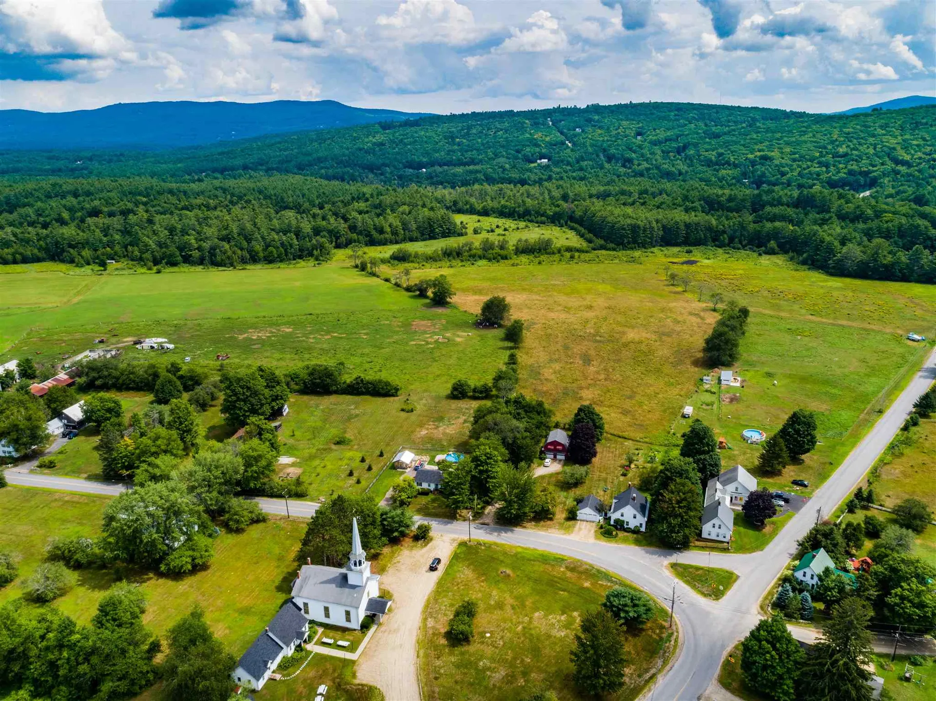 20 North Road Alexandria NH 03222