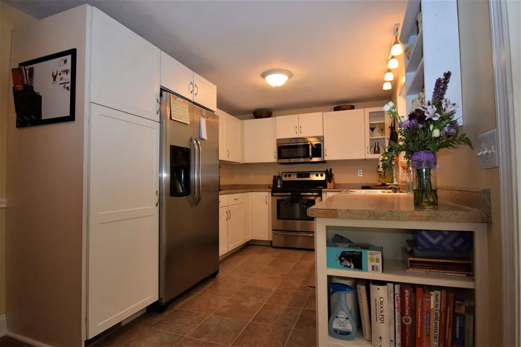 7 Winslow Park Road Kingston NH 03848
