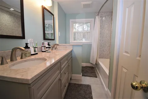 7 Winslow Park Road Kingston NH 03848