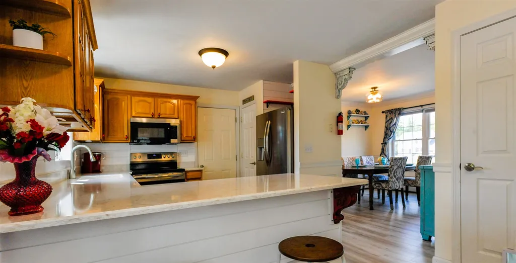 10 Cat Tail Circle Rindge NH 03461