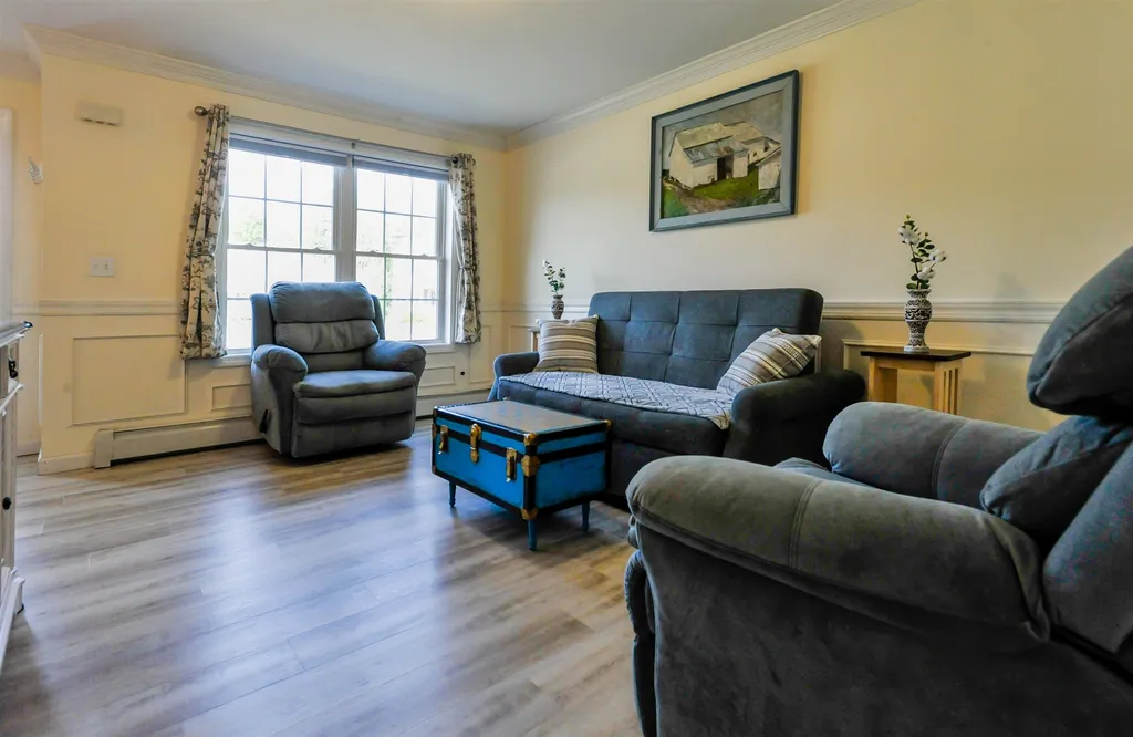 10 Cat Tail Circle Rindge NH 03461