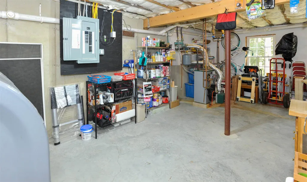 10 Cat Tail Circle Rindge NH 03461