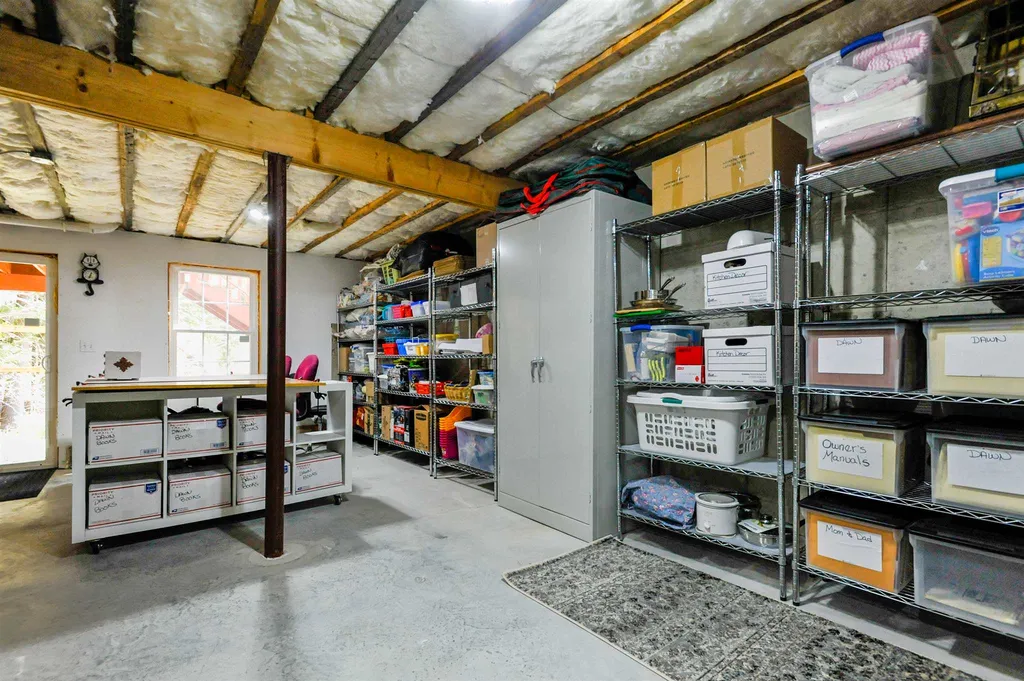 10 Cat Tail Circle Rindge NH 03461
