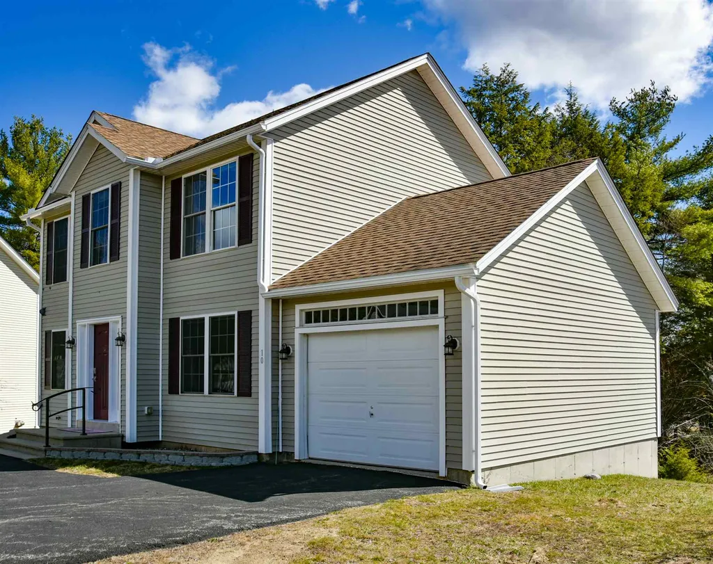10 Cat Tail Circle Rindge NH 03461