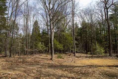 33 Old Candia Road Deerfield NH 03037