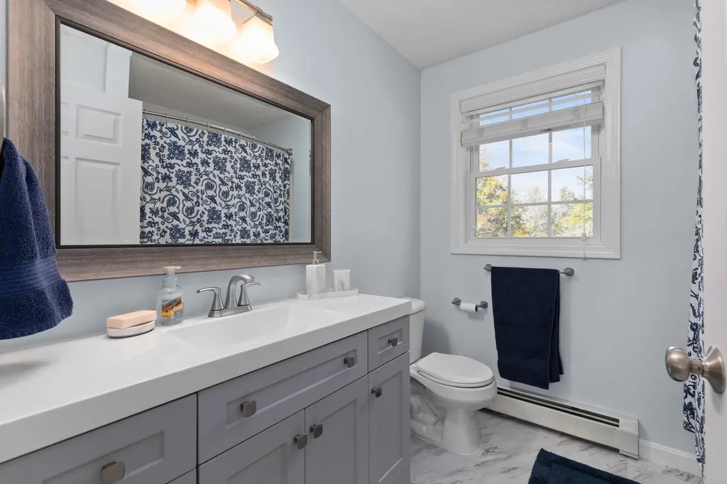 98 Dominic Drive Barrington NH 03825