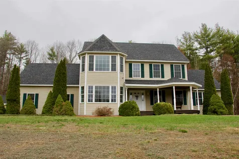 74 Stark Highway S Dunbarton NH 03046