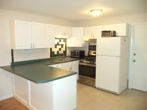 10 Tiffany Road Salem NH 03079