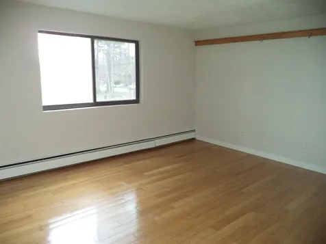 10 Tiffany Road Salem NH 03079